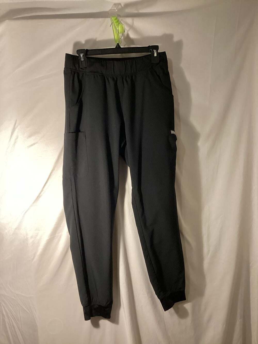 Maevn Women's Black Jogger Scrub Pants Size MD